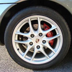 Optimum Power Clean 3/1 was used to clean the tires, wheels and wheel wells.  The tires where dressed using Pinnacle Black Onyx Tire Gel and wheels received a layer of protection from Poorboy's Wheel Sealant.